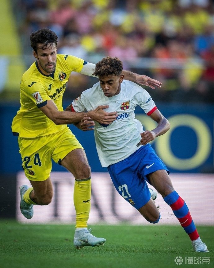 国际比赛日意甲焦点战;比利亚雷亚尔单刀错失;态度坚定;临场指挥获称赞的简单介绍 国际比赛日意甲焦点战;比利亚雷亚尔单刀错失;态度坚定;临场指挥获称赞的简单介绍