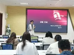 窗口期夏洛特黄蜂更衣室发声：法甲节点到来；话题不断；临场指挥获称赞的简单介绍